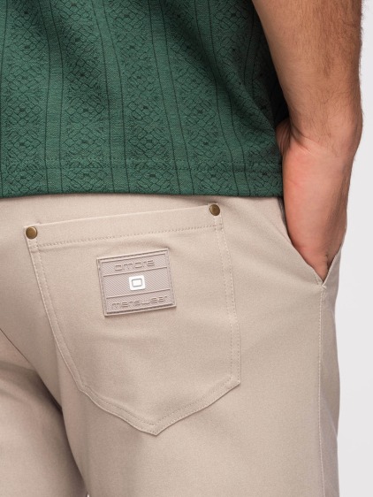 Férfi regular fit cargo nadrág patentos zsebfedőkkel, bézs – fotografie produktu 5