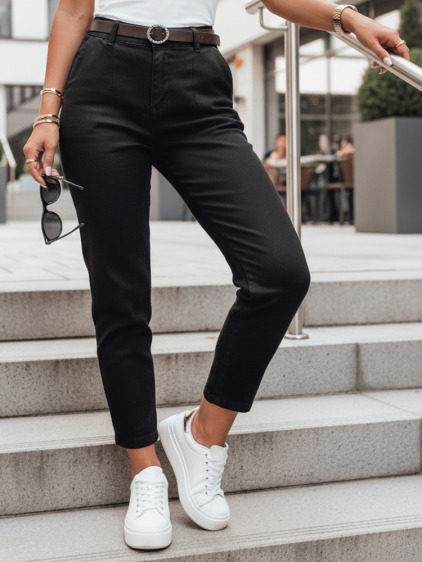 Női slim fit nadrág magas derékkal és övvel, fekete