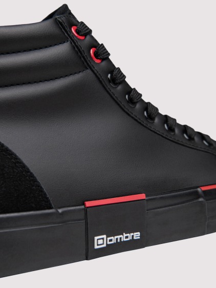 Férfi magas szárú műbőr sneaker texturált betétekkel, fekete – fotografie produktu 5