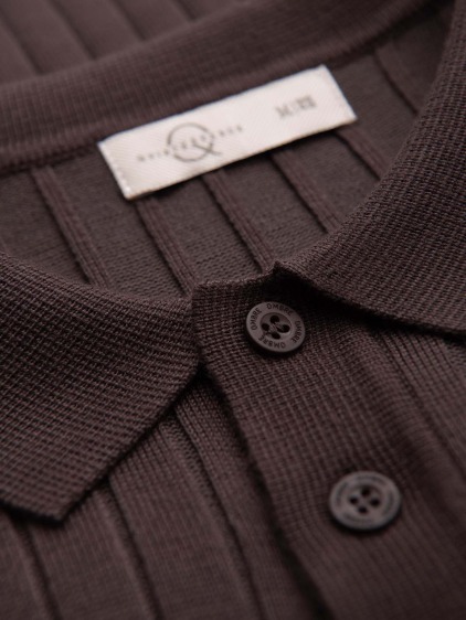 Férfi slim fit bordázott rövid ujjú pólóing, barna – fotografie produktu 6