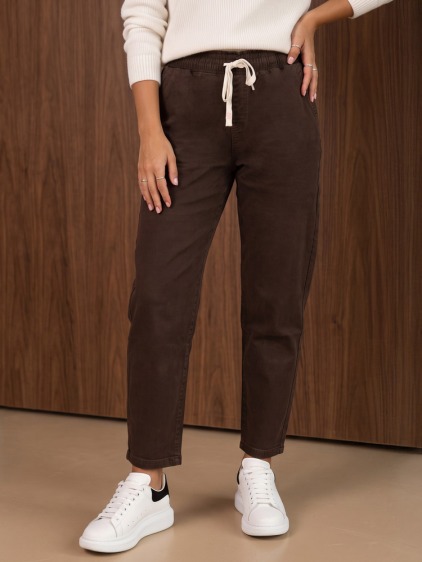 Dámské jogger kalhoty mom fit s vysokým pasem a šňůrkou, hnědé