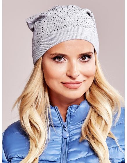 Női sapka applikációval világosszürke