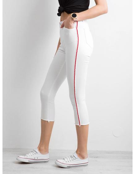 Dámske džínsy s červeným lemovaním VEMAS white