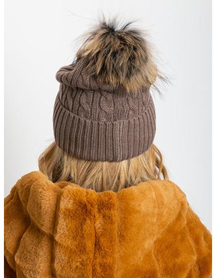 Női sapka húzózsinórral és szőrme díszítéssel sötét bézs színű