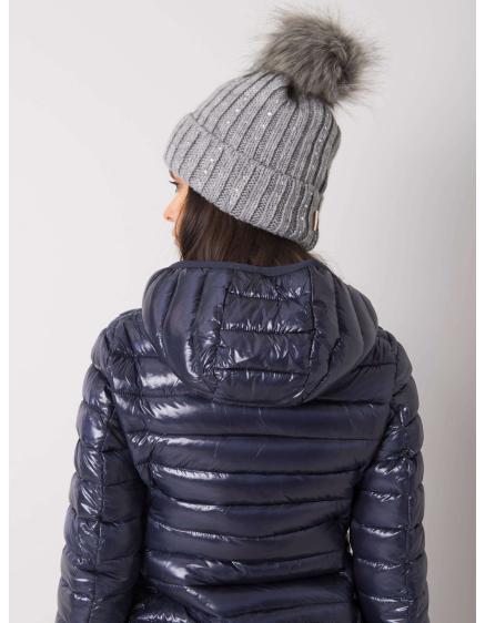 Dámska zimná čiapka s aplikáciou sivá