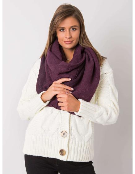 Lila kötött sál rojtokkal