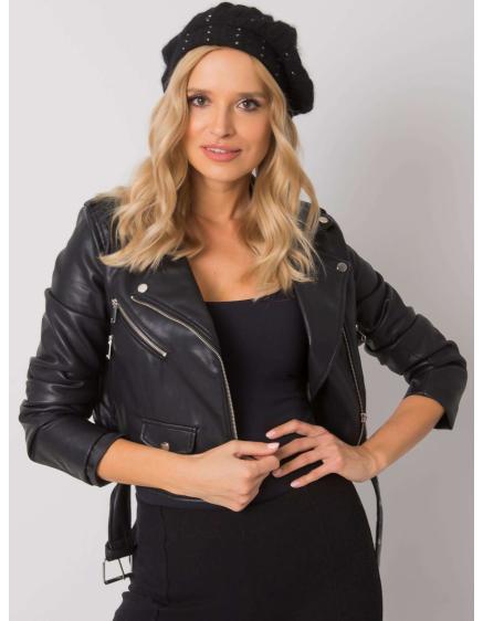 Női sapka applikációval fekete