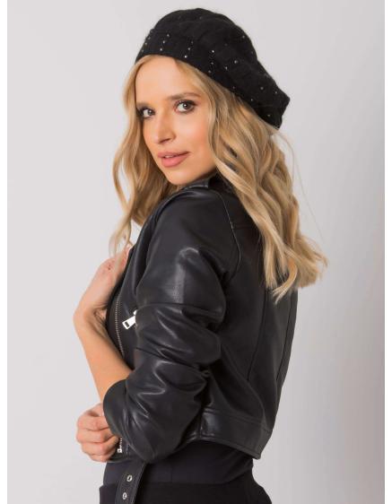 Női sapka applikációval fekete