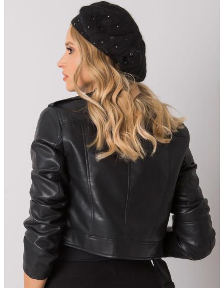 Női sapka applikációval fekete