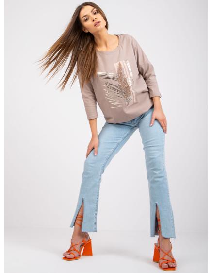 Női blúz SARA applikációval sötét bézs színben