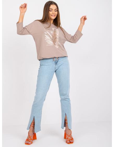 Női blúz SARA applikációval sötét bézs színben