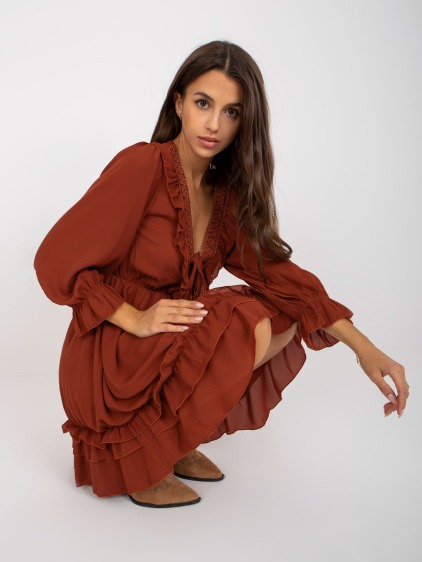 Női boho stílusú mini ruha fodros fodros OCH BELLA téglával