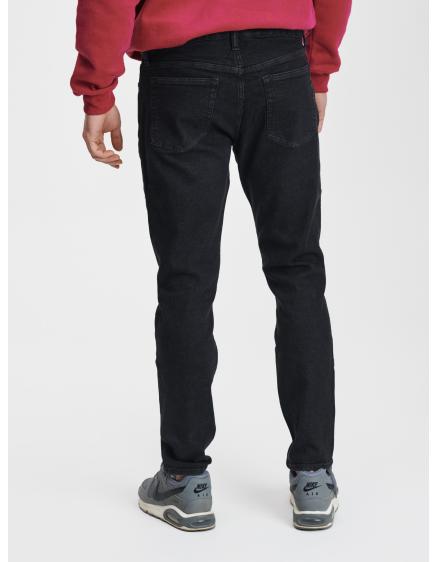 Úzke zúžené džínsy GapFlex